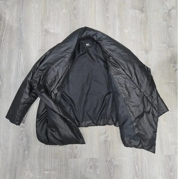 Koral Assymetric  Fay Kimono Puffer Jacket size M - Picture 7 of 7
